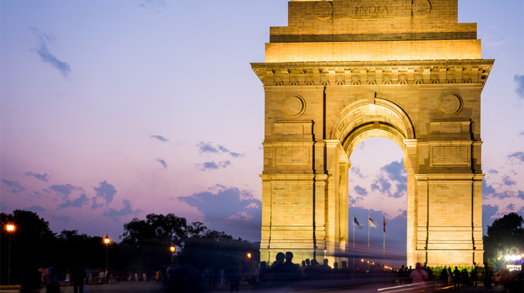 tourist guide delhi