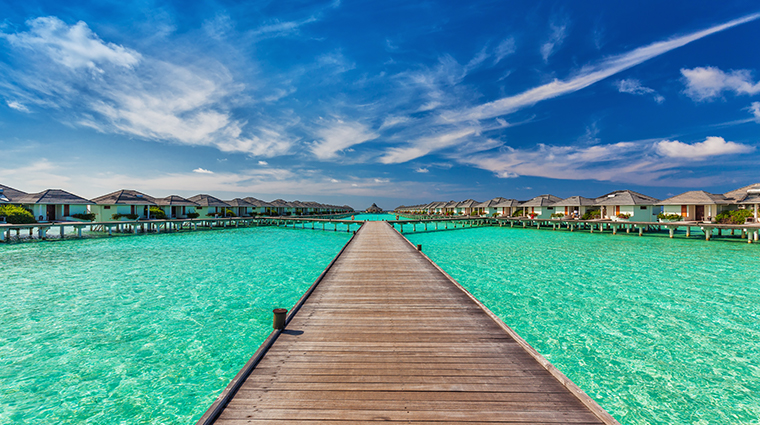 luxury travel expert maldives