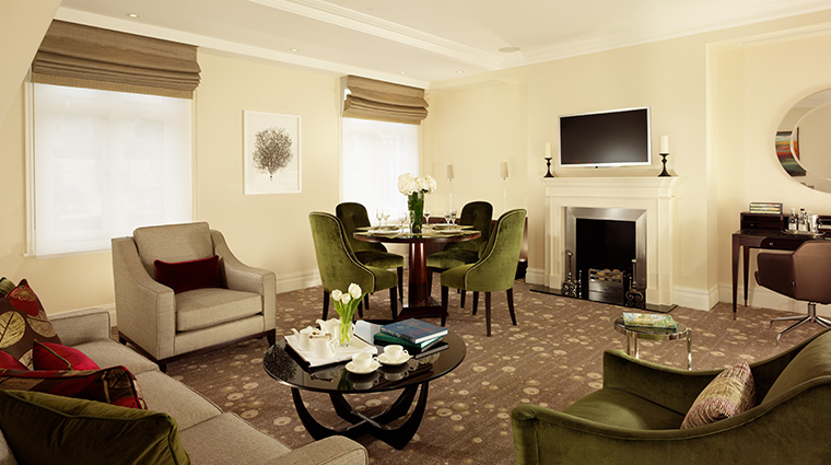 51 buckingham gate taj suites and residences Minsters Townhouse Deluxe Two Bedroom Suite Living Room