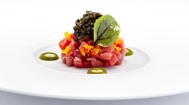 8 and a half otto e mezzo bombana macau tuna tartare
