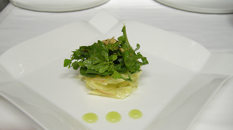 Property ErnasElderberryHouse Restaurant Dining Salad ChateauDuSureau