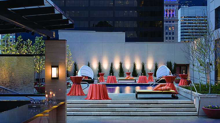 Property FourSeasonsDenver Hotel PublicSpaces RooftopPoolTerrace FourSeasonsHotelsLimited