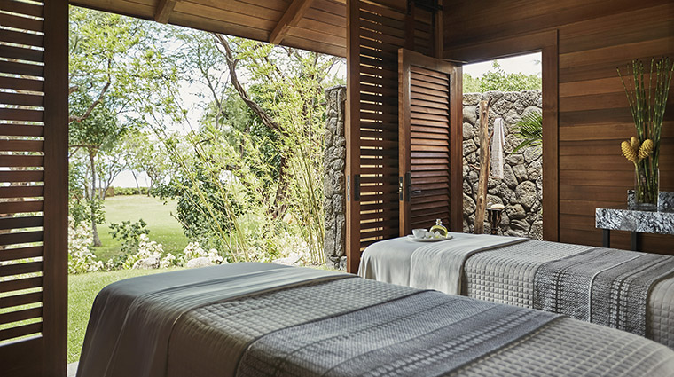 Property NaupakaSpa%26WellnessCentreatFourSeasonsResortOahu Spa TreatmentArea FourSeasonsHotelsLimited https://secure.s.forbestravelguide.com/img/properties/Property-NaupakaSpa%26WellnessCentreatFourSeasonsResortOahu-Spa-TreatmentArea-FourSeasonsHotelsLimited.jpg