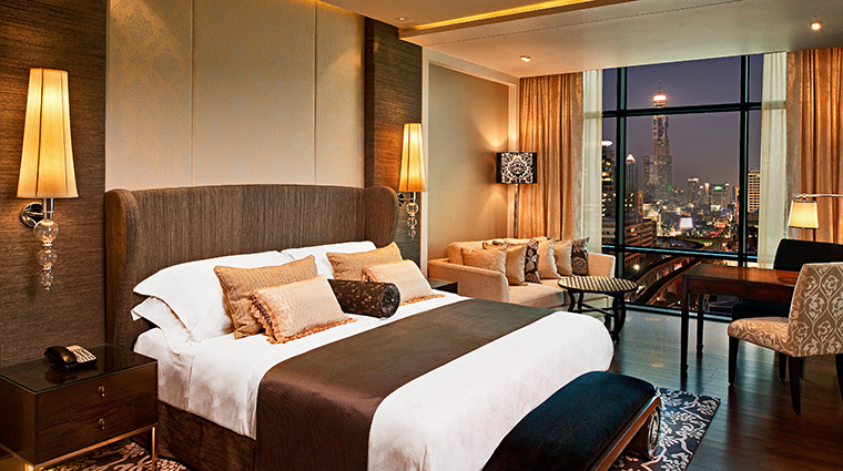 Property StRegisBangkok Hotel GuestroomSuite GrandDeluxeRoom StarwoodHotels&ResortsWorldwideInc