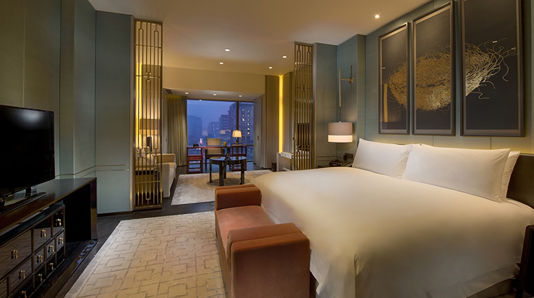 Property WaldorfAstoriaBeijing Hotel GuestroomSuite Guestroom HiltonWorldwide