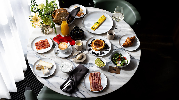 a22 hotel breakfast set