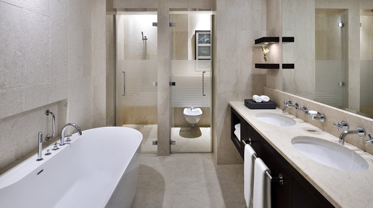 address montgomerie bathroom