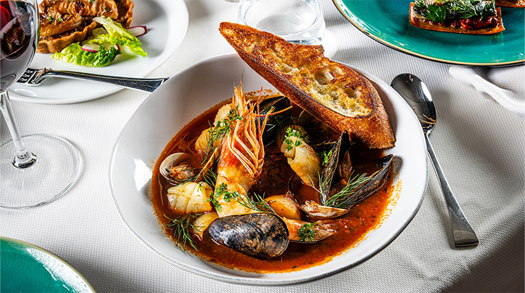 ai fiori zuppa di mare