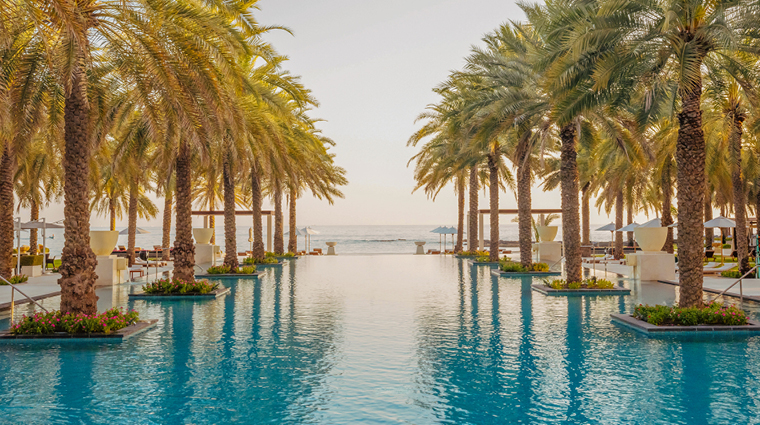 al bustan palace infinity pool