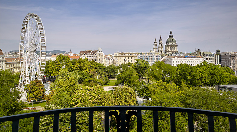 al habtoor palace budapest deluxe room park view with french balcony
