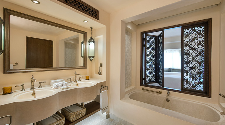 al wathba a luxury collection hotel abu dhabi bathroom