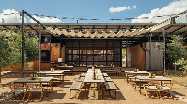 albert hotel junebugs bbq stage