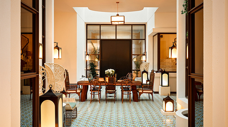 aliee istanbul villa enterance
