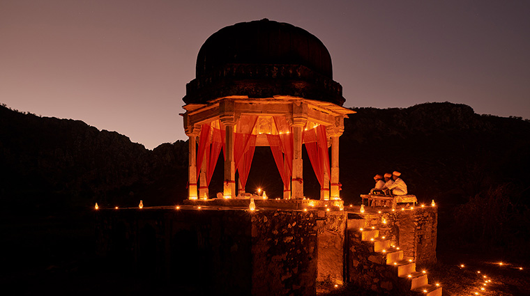 amanbagh experience chhatri dinner