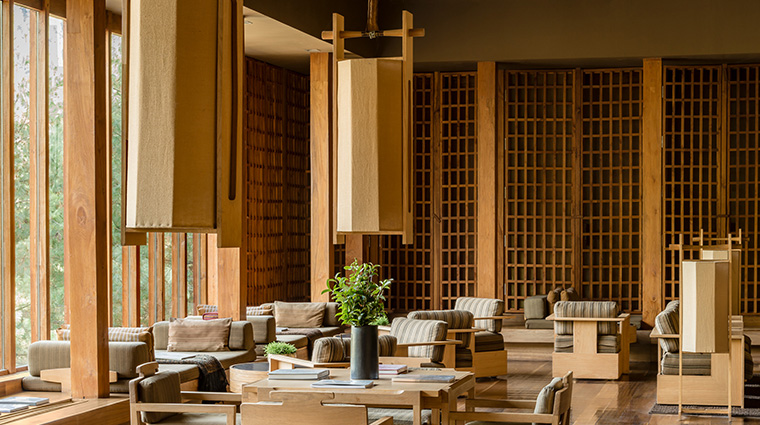 amankora paro lodge living room lounge