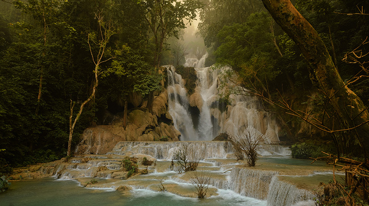 amantaka kuang si waterfalls