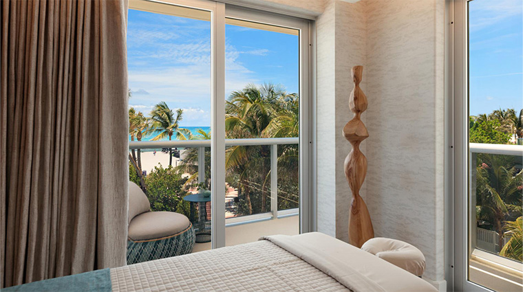 andaz miami beach spa corner treatement room