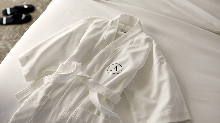 archer hotel austin robe