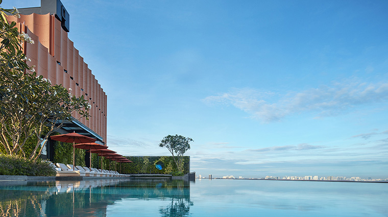 artyzen singapore hotel pool