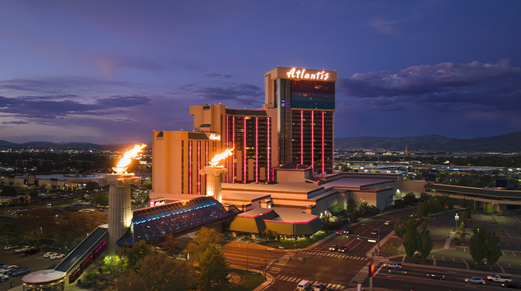 atlantis casino resort spa torches