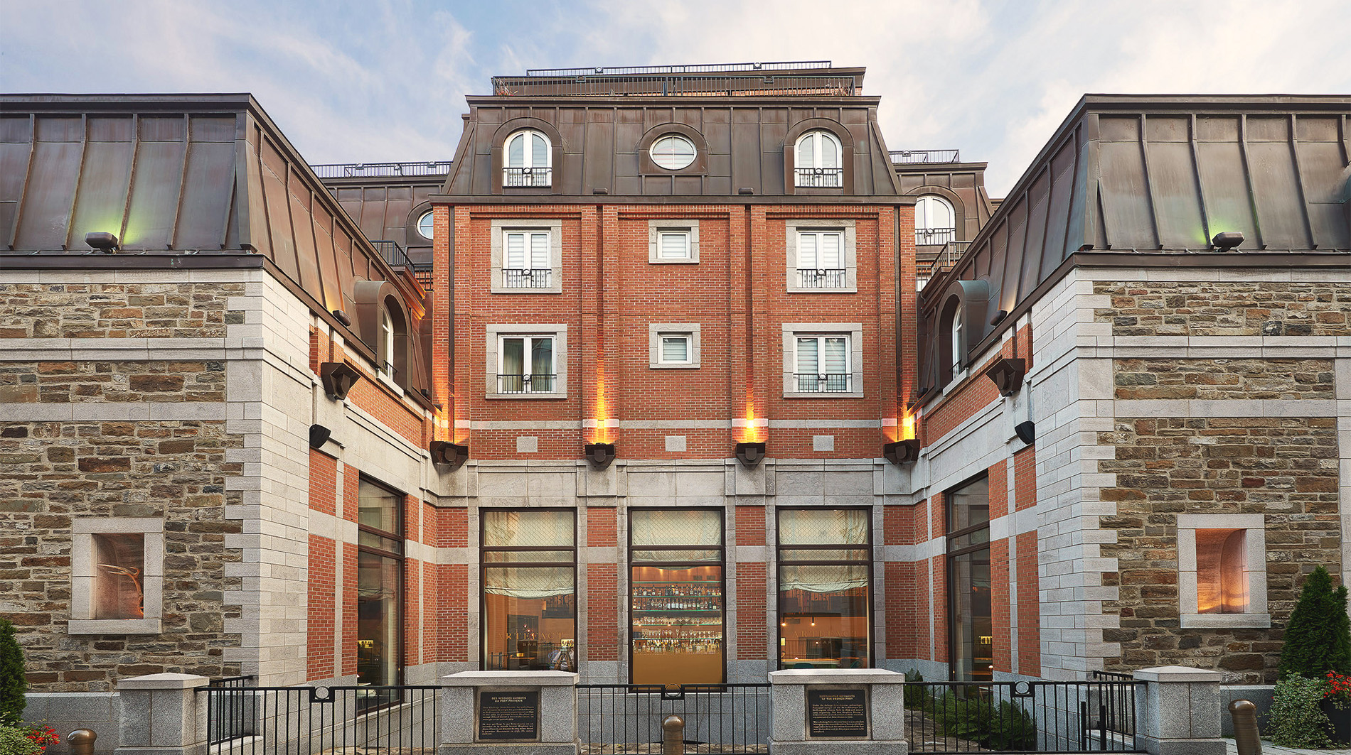 Auberge SaintAntoine Quebec City Hotels Québec City, Canada