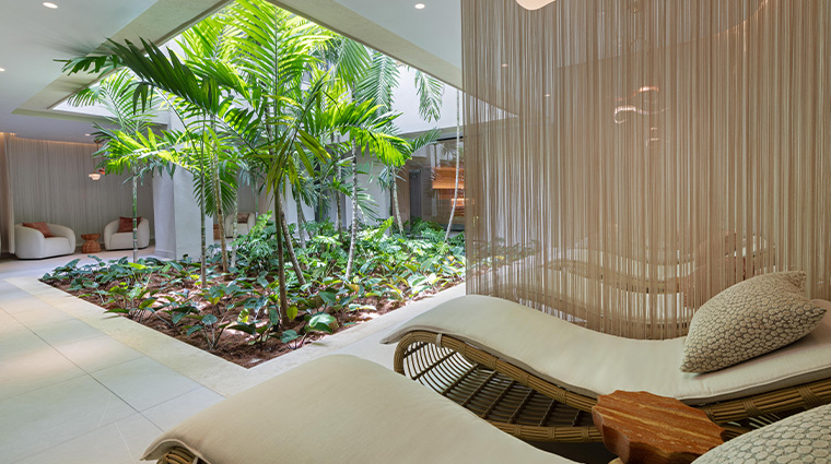 away spa w punta cana relaxation lounge
