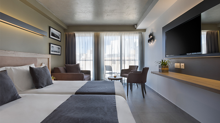 azur hotel standard room2