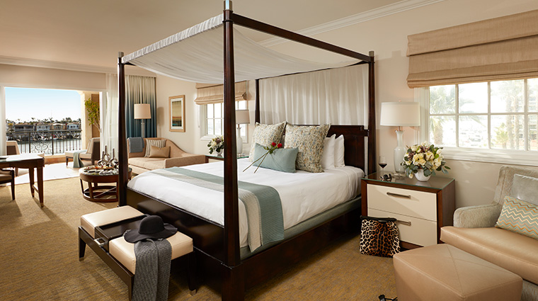 balboa bay resort presidential suite master bedroom