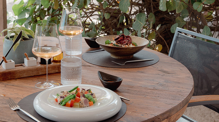 baoase luxury resort beach restaurant lunch