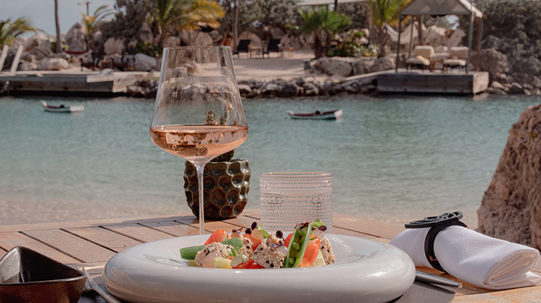 baoase luxury resort beach restaurant