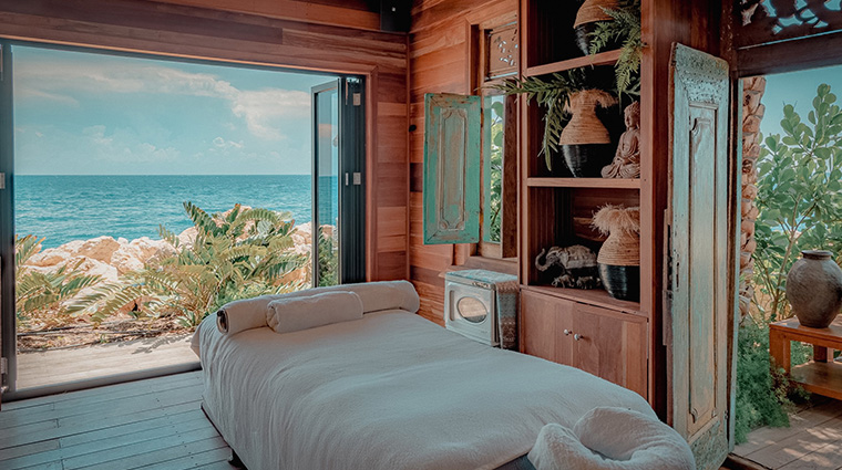 baoase luxury resort massage gazebo