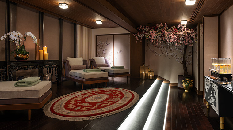 battitude spa female relaxation area