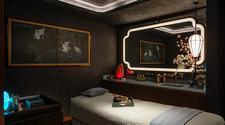 battitude spa female treatement room5