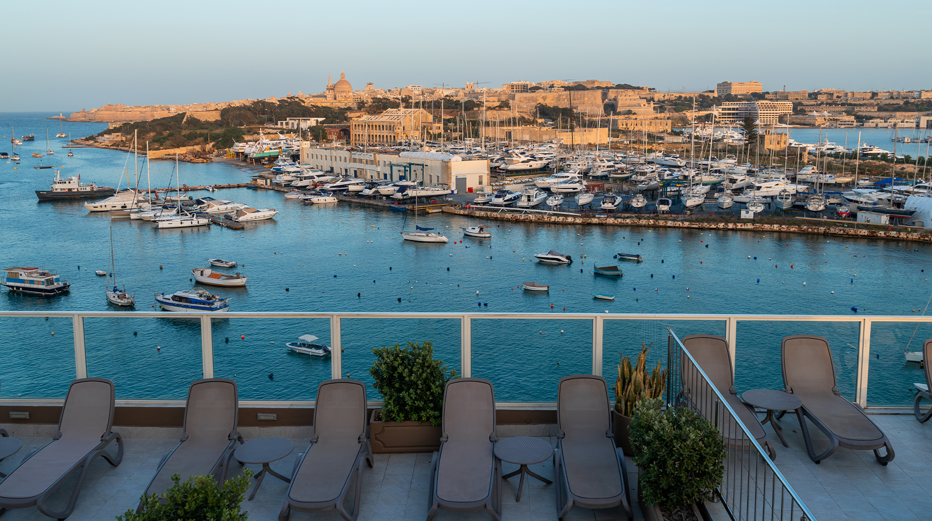 bayview hotel by st hotels the strand gżira malta