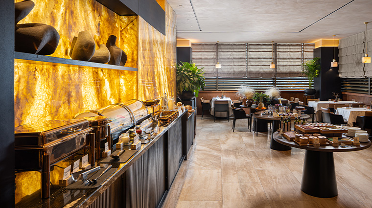 berds hotel chisinau breakfast buffest2