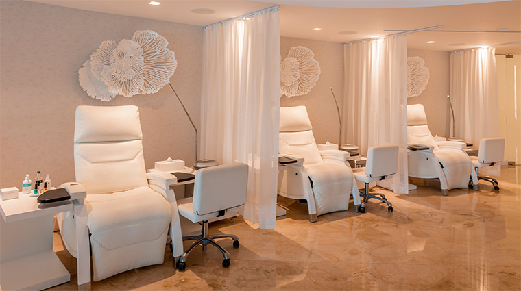 blanc spa at le blanc spa resort cancun salon chairs