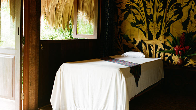 blancaneaux lodge bed