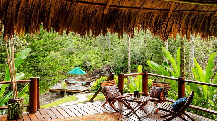 blancaneaux lodge deck4