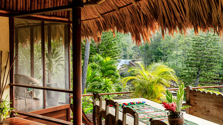 blancaneaux lodge deck5