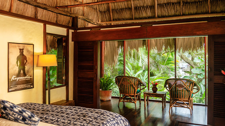 blancaneaux lodge guestroom3
