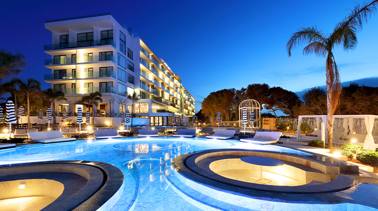bless hotel ibiza llum pool