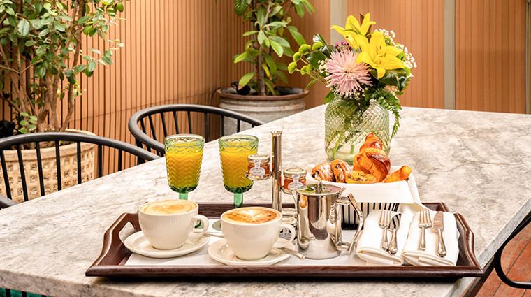 bless hotel madrid desayuno hab