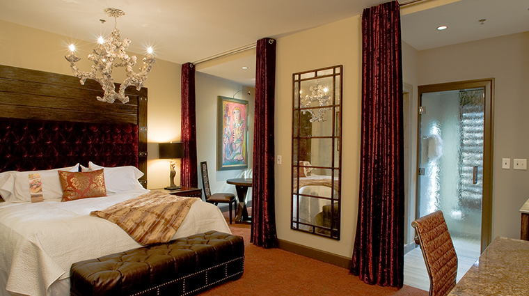 Bohemian Hotel Savannah bedroom