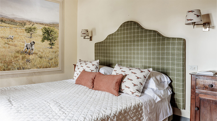 borgo vescine bedroom