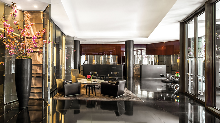 bulgari hotel london lobby