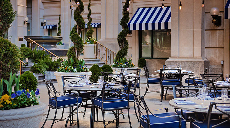 cafe du parc outdoor dining