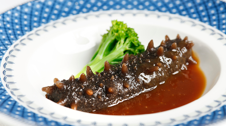 canton table Braised sea cucumber in chef recipe premium sauce