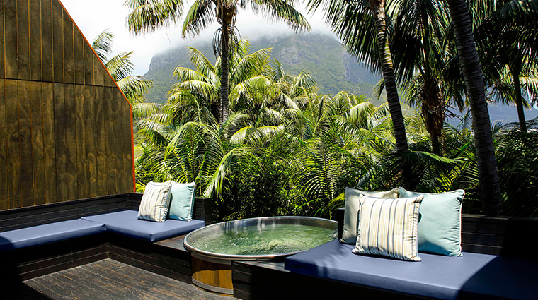 capella lodge catalina suite deck