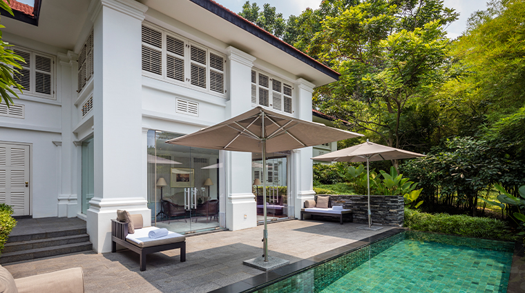 capella singapore colonial manor poolside