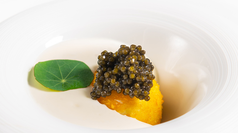 caviar russe golden egg